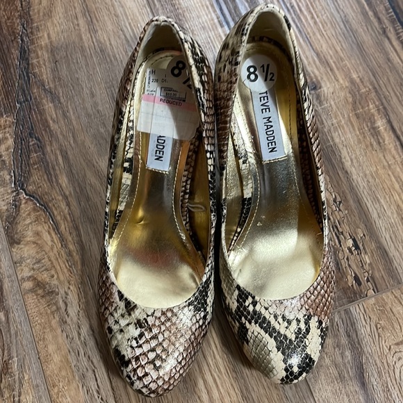 Steve Madden P-lonni faux python snake skin pumps heels Size 8.5 - Picture 6 of 12